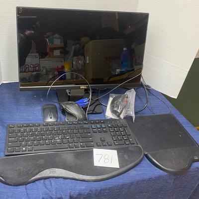 Dell Monitor and Keyboard