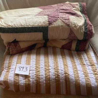 2 Comforters
