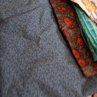 Large assortment of vintage fabric pieces - larger sized pieces