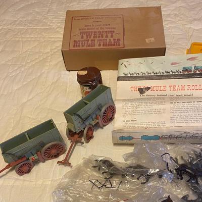 Vintage 20 Mule Team Rolls