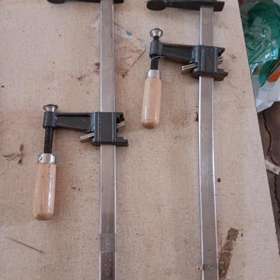 Assortment of bar clamps