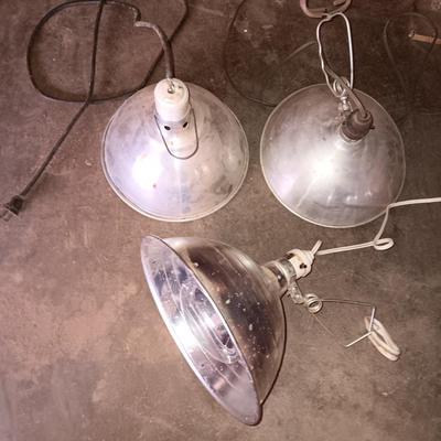 Three heat light lamp fixtures