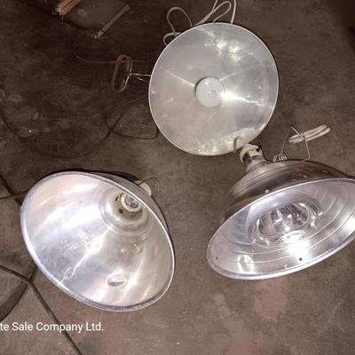 Three heat light lamp fixtures