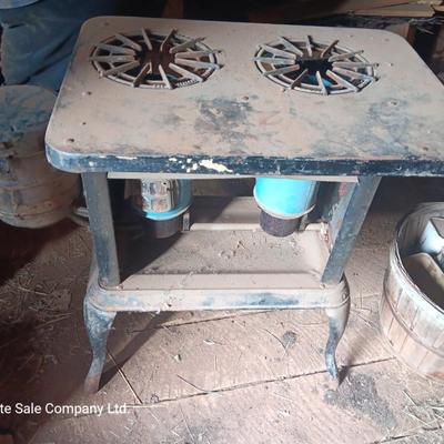 Antique early 1900's kerosene two burner stove with glass kerosene bottle