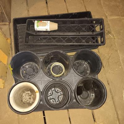 Garden seed starting trays and pots