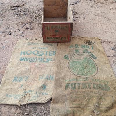 Vintage "The merchants Biscuit co. Denver colorado wooden crate with two Gunnie sacks