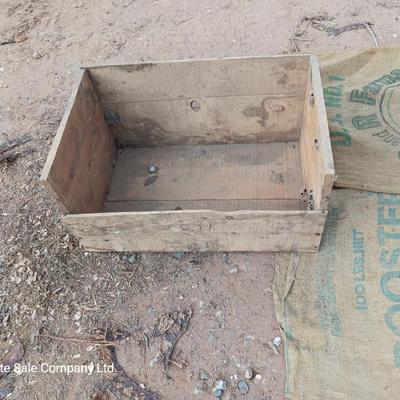 Vintage "The merchants Biscuit co. Denver colorado wooden crate with two Gunnie sacks