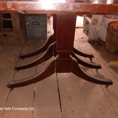 Antique Craddock furniture drop leaf table with 4 chairs