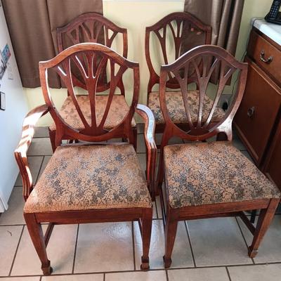 Antique Craddock furniture drop leaf table with 4 chairs