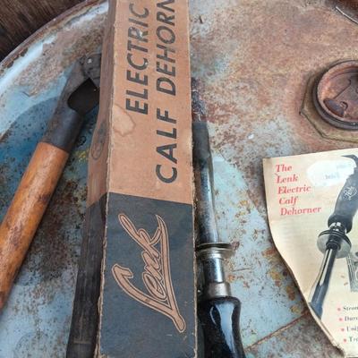 Lenk Electric calf dehorner and horn clips