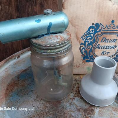 Deluxe accessory kit glass jar sprayers with accessories