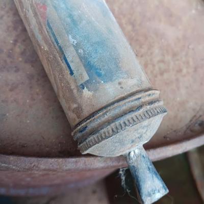 Two vintage Hundson sprayer / dusters without containers
