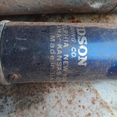Two vintage Hundson sprayer / dusters without containers