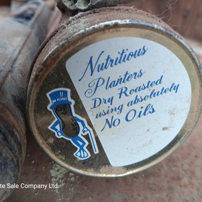 Two vintage Hundson sprayer / dusters without containers