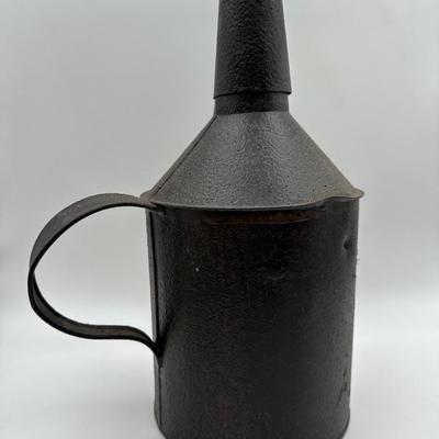 Decanter W/ Cup As Lid