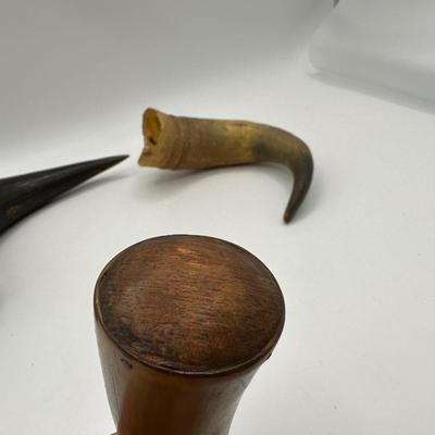 Five Powder & Cup Horns (5)