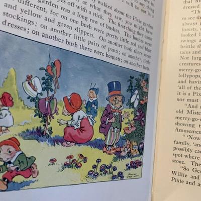 c.1921 Orphant Annie Color Illustrated Story Book