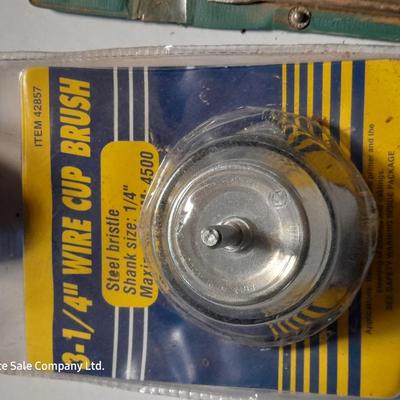 Thor speed drill with an assortment of bits Model 20