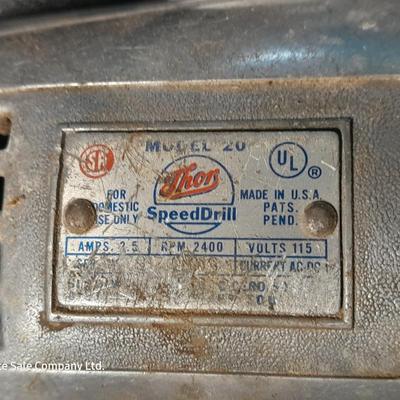 Thor speed drill with an assortment of bits Model 20