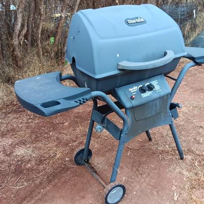 Char broil Barbeque grill