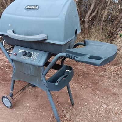 Char broil Barbeque grill