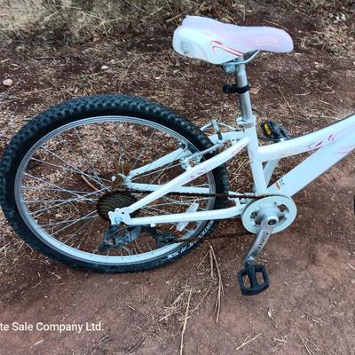 Girl's Trek Mountain Bike MT200