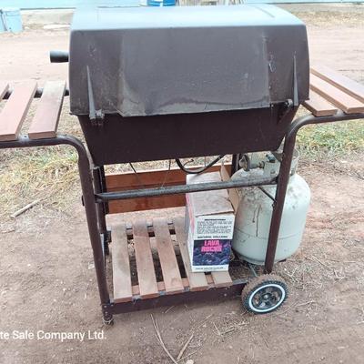 Nice Turco electronic ignition Electro light grill with propane tank, cover and lava rock