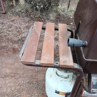 Nice Turco electronic ignition Electro light grill with propane tank, cover and lava rock