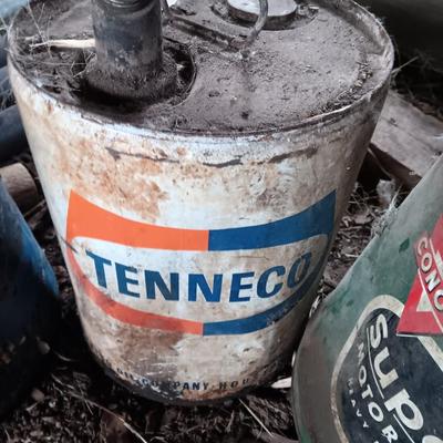 Three metal oil cans - Ford Hydraulic oil and Super motor oil