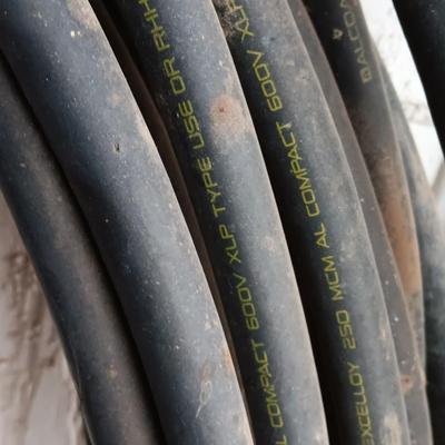 Large roll of Excelloy 250 MCM AL Compact 600V XLP Type RHH insulated wire