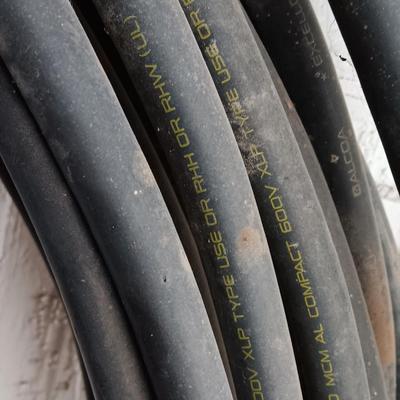 Large roll of Excelloy 250 MCM AL Compact 600V XLP Type RHH insulated wire