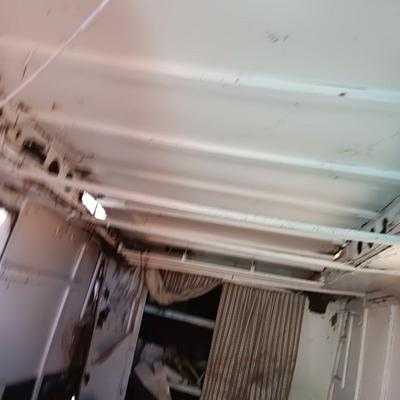 Antique camper trailer for parts - remodel - or scrap