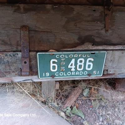 Antique camper trailer for parts - remodel - or scrap