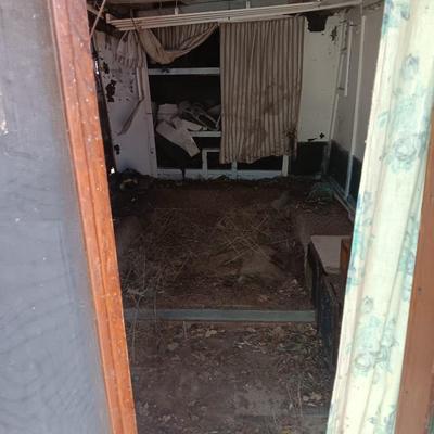 Antique camper trailer for parts - remodel - or scrap
