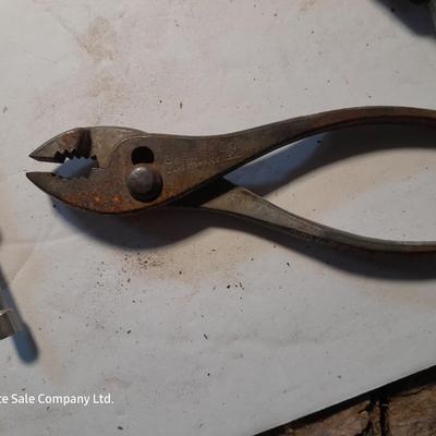 Variety of hand tools with Allen wrench sets