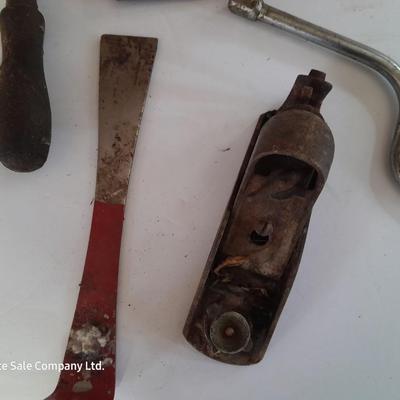 Vintage hand tools - Drill - planer - draw knife and more