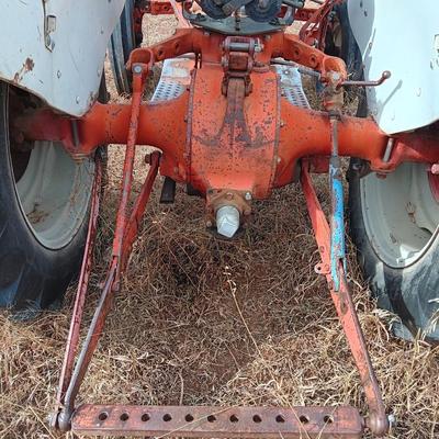 Running 1952 Ford 600 Tractor