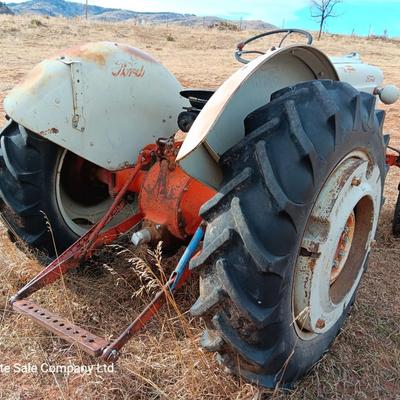 Running 1952 Ford 600 Tractor