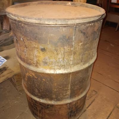 Steel barrel with older Antlers for crafting inside
