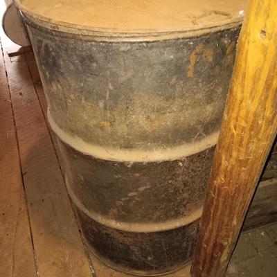 Steel barrel with older Antlers for crafting inside