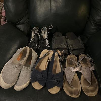 Lot of womenâ€™s shoes size 7 1/2-8