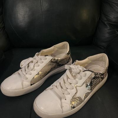 Steve Madden shoes size 8
