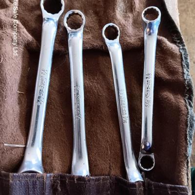 Snap on wrenches in pouch