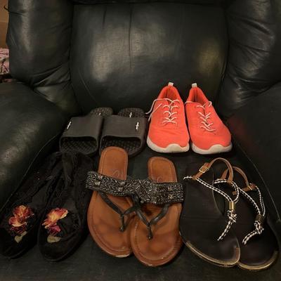 Size 8 1/2 - 9 shoes
