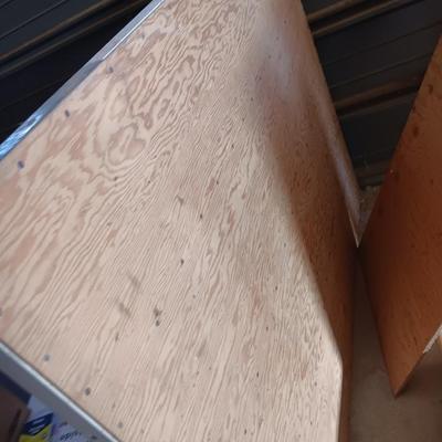 1 full sheet of OSB and partial sheets of OSB and plywood