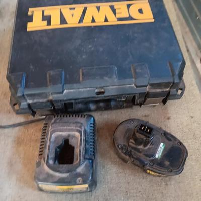 18 Volt Dewalt battery and charger with a drill case