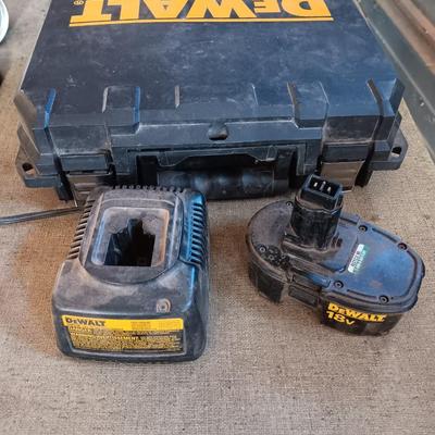 18 Volt Dewalt battery and charger with a drill case