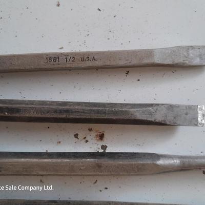 Assortment of chisels