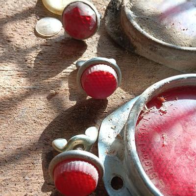 Electronic car horn and reflectors