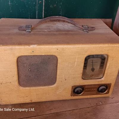 Vintage Philco tube radio